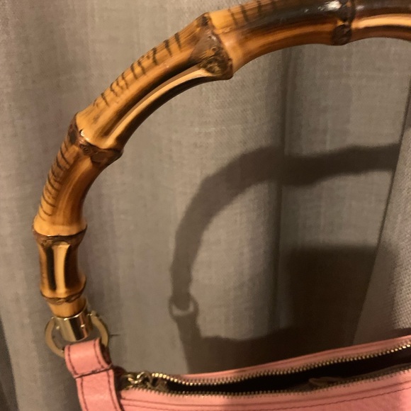Authentic Pink Leather Gucci Handbag with Bamboo handle and zipper tassel - Picture 6 of 9